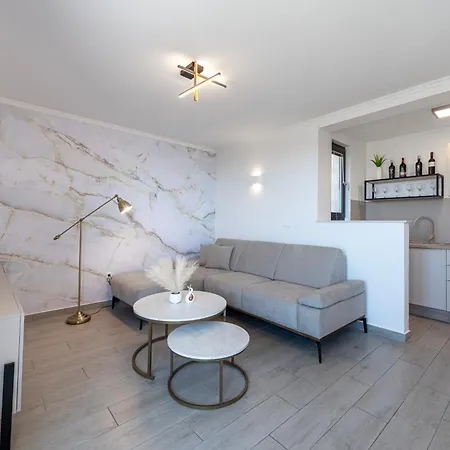 Appartement Luxury Stella In A Natural Setting Makose