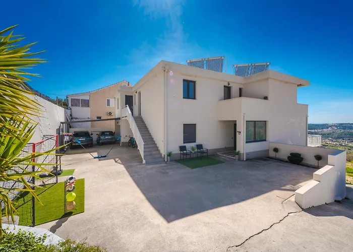 Apartament Luxury Stella In A Natural Setting Makose