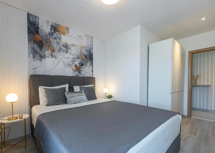 Apartament Luxury Stella In A Natural Setting Makose