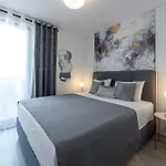 Luxury Stella In A Natural Setting Appartement Makose