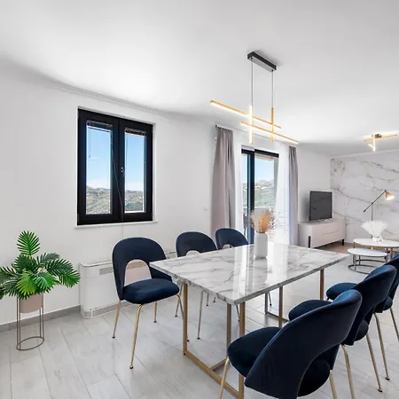 Luxury Stella In A Natural Setting Apartman Makose