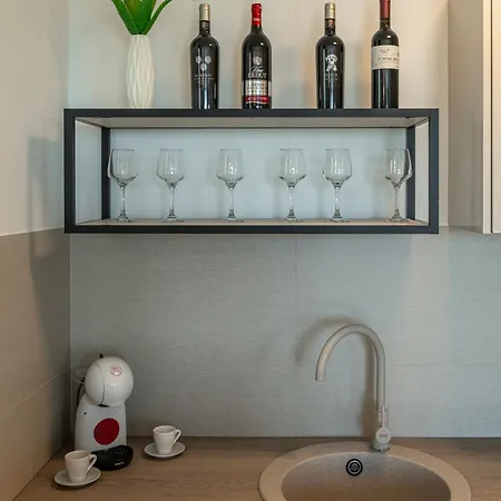 Luxury Stella In A Natural Setting