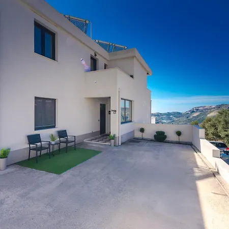 Apartment Luxury Stella In A Natural Setting