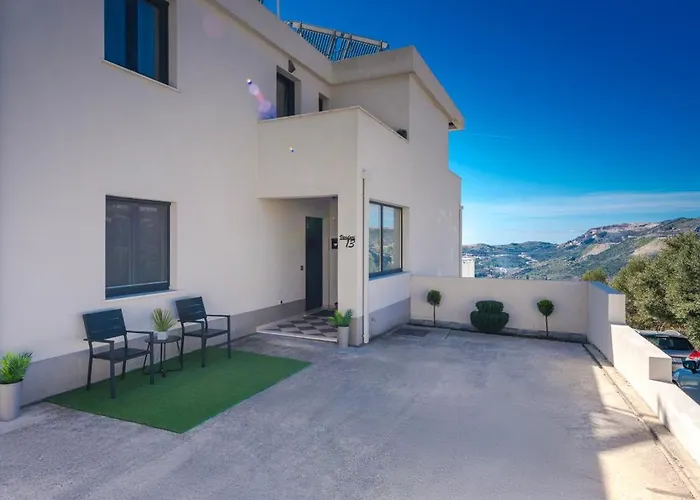 Apartment Luxury Stella In A Natural Setting